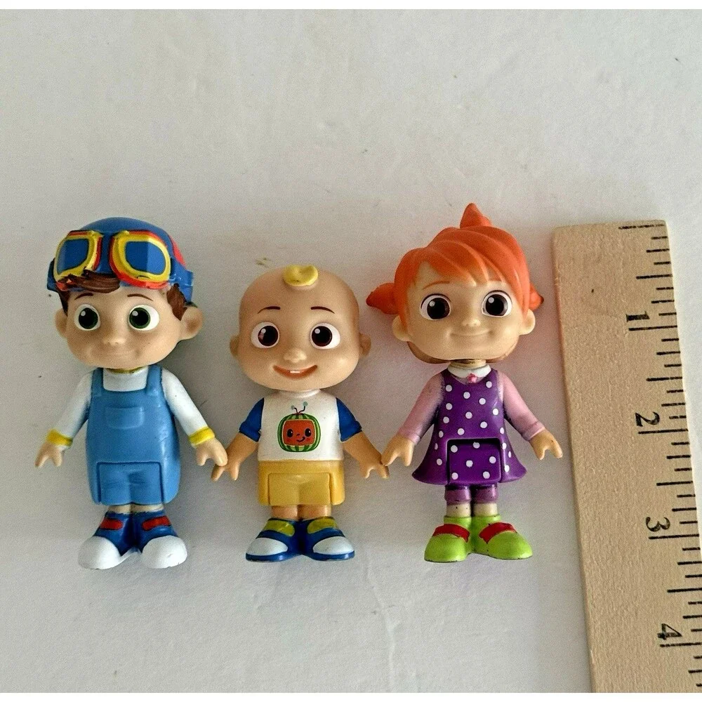 Cocomelon JJ YoYo TomTom with Goggles Action Figure  3